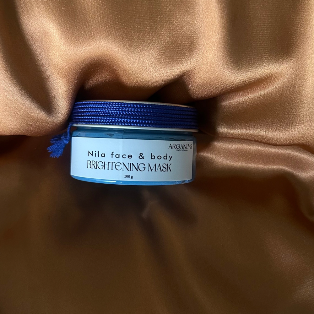 BRIGHTENING NILA MASK
